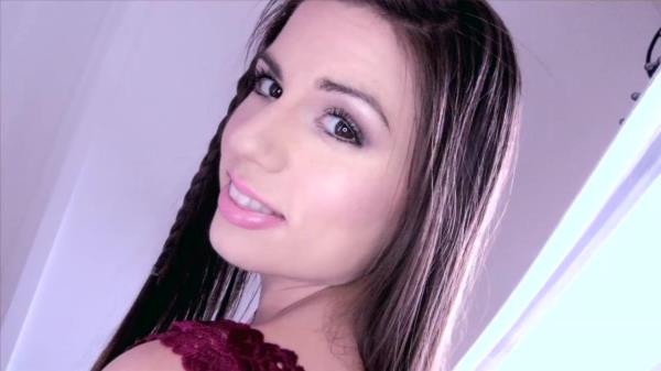 Christie Nelson 3